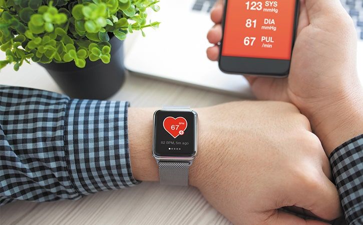 wearable-healthcare-apps-solutions-tracking-pulse